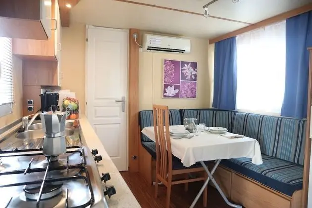 Deluxe Karavan (Grand)