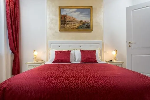 Superior Tek Büyük Yataklı Oda