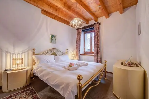 Family Sıra Ev, Birden Çok Yatak, Dağ Yamacı (Cà Pinina)