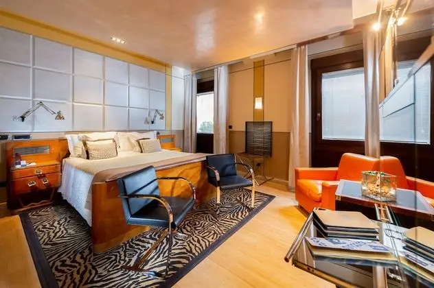 EXECUTIVE min 1 max 2