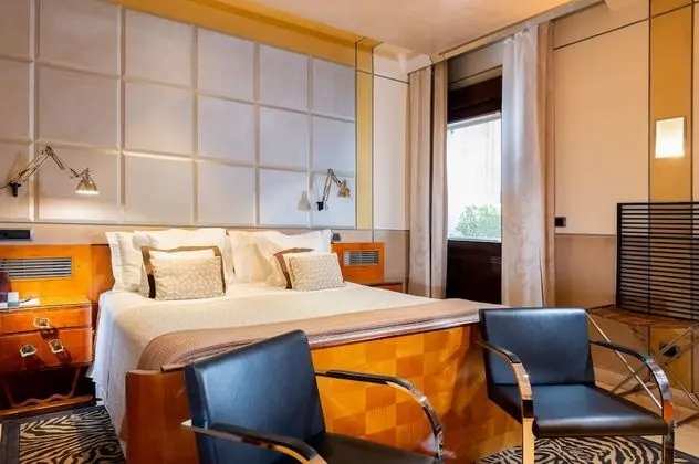 EXECUTIVE min 1 max 2