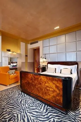 JUNIOR SUITE min 1 max 3