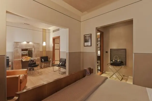 JUNIOR SUITE min 1 max 3