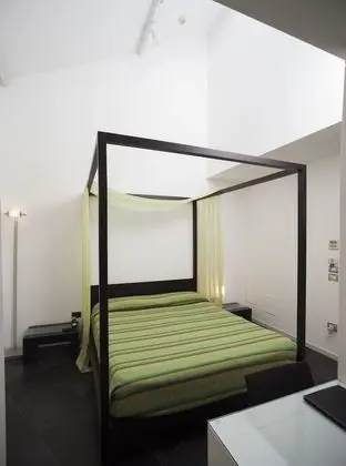 Economy Tek Büyük Yataklı Oda (Small)