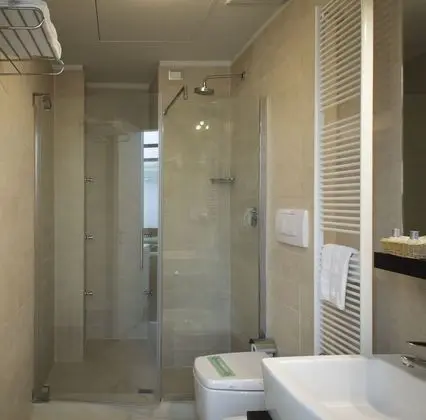 Economy Tek Büyük Yataklı Oda (Small)