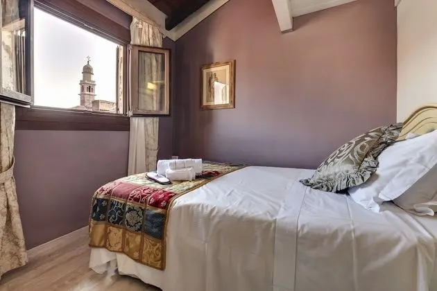 Tek Kişilik Oda, Ortak Banyo