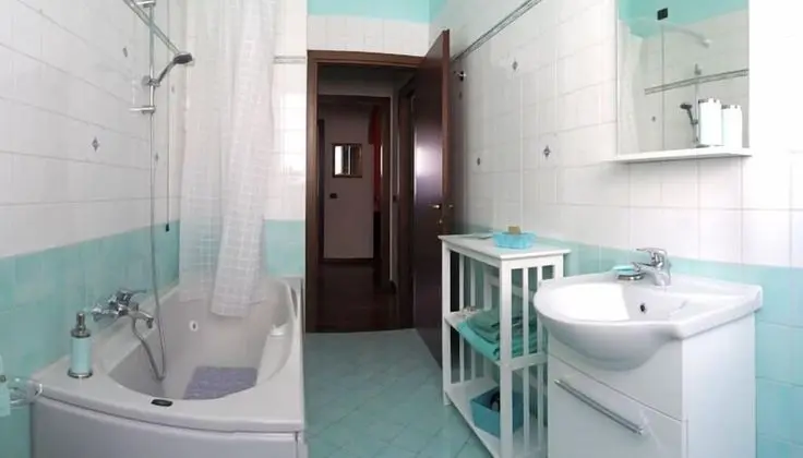 Tek Büyük Yataklı Oda (Virginia)