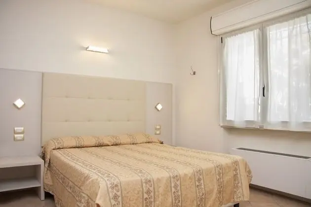 Üç Kişilik Oda