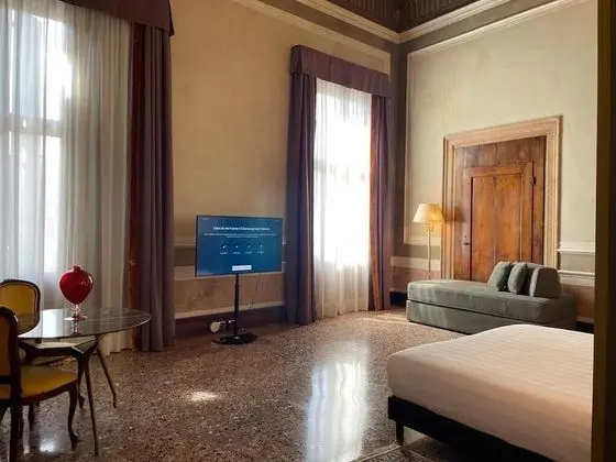 Superior Süit, Kanal Manzaralı