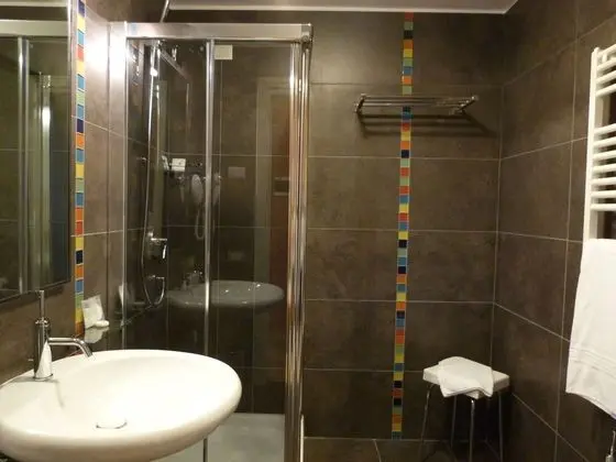 Classic Tek Büyük veya İki Ayrı Yataklı Oda