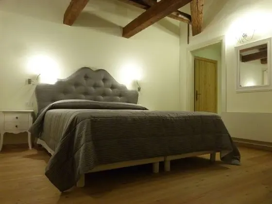 Comfort Tek Büyük veya İki Ayrı Yataklı Oda