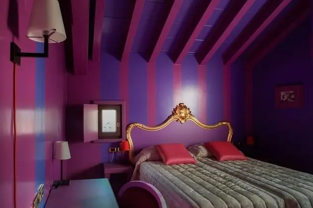 Deluxe Tek Büyük veya İki Ayrı Yataklı Oda