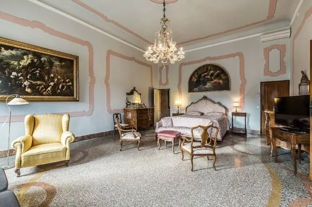 Apart Daire, 5 Yatak Odası