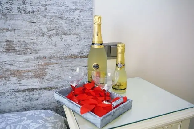 Comfort Tek Büyük Yataklı Oda