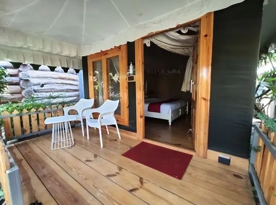 Premium Tek Büyük Yataklı Oda