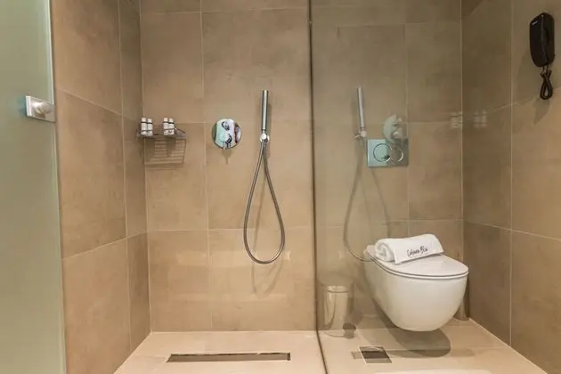 Junior Süit, Bahçe Manzaralı (Sharing Pool)