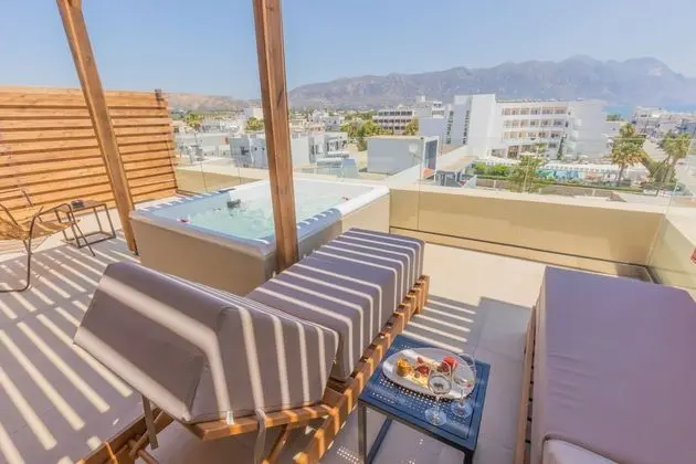 Süit, Deniz Manzaralı (Penthouse)
