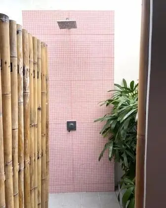 Comfort Tek Büyük veya İki Ayrı Yataklı Oda (Cabana)