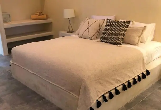 Comfort Tek Büyük veya İki Ayrı Yataklı Oda (Cabana)