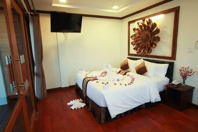 Deluxe Seaview Room
