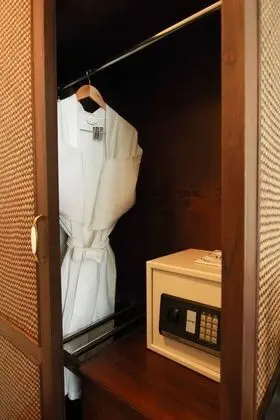 Superior Tek Büyük Yataklı Oda
