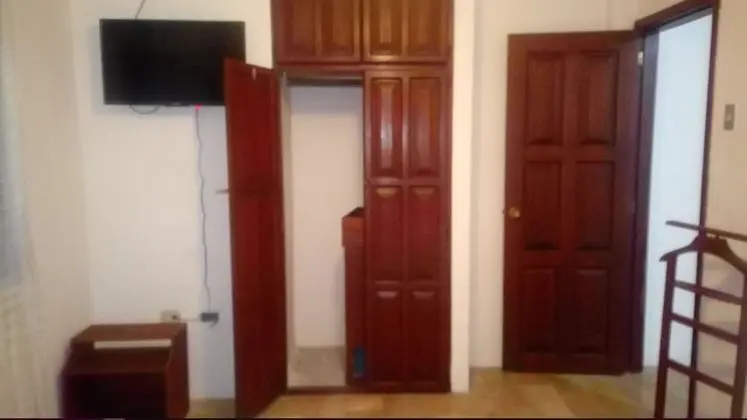 Family Kulübe, Birden Çok Yatak, Sigara İçilmez