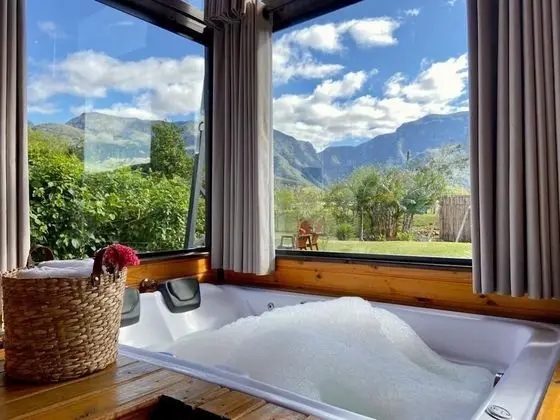 Honeymoon Dağ Evi, Jakuzi, Dağ Manzaralı