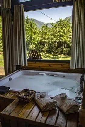 Luxury Dağ Evi, Jakuzi, Dağ Manzaralı