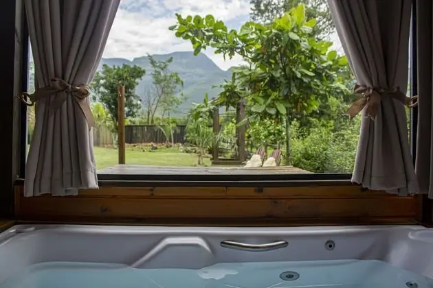 Romantic Dağ Evi, 1 Çift Kişilik Yatak, Jakuzi, Dağ Manzaralı