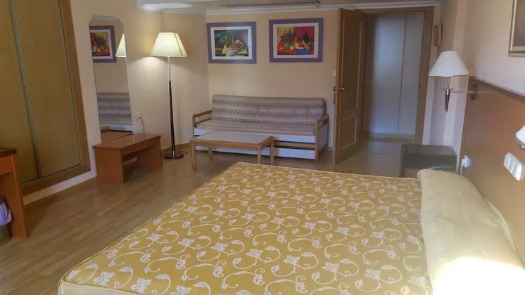 Tek Büyük Yataklı Oda