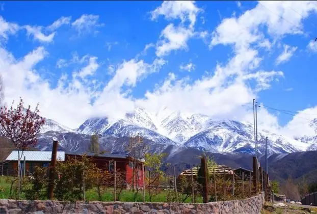 Family Kır Evi, Dağ Manzaralı