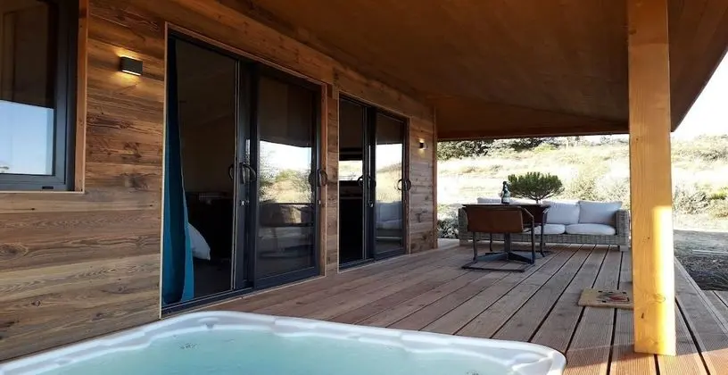 Panoramic Kulübe, Sıcak Su Havuzu, Dağ Manzaralı (Cabane des Baies Sauvages)