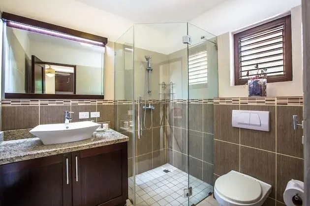 Apart Daire, Okyanus Manzaralı, Denize Sıfır