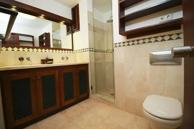 Apart Daire, Okyanus Manzaralı, Denize Sıfır