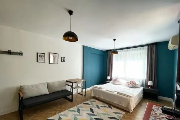 Standard Tek Büyük Yataklı Oda