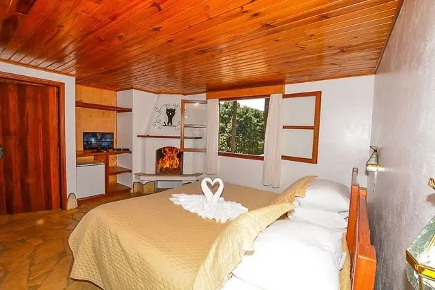 Dağ Evi, Küvet (Arara - 04 adults)