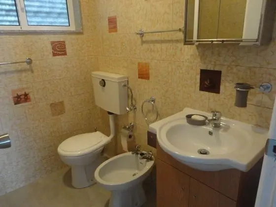 Ev, 2 Yatak Odası, Bahçe Manzaralı