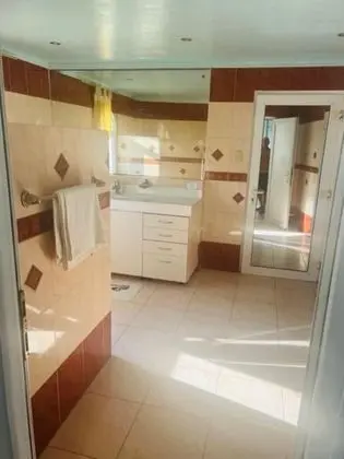 Family Oda, Ortak Banyo