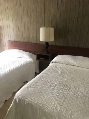 Exclusive Tek Büyük Yataklı Oda