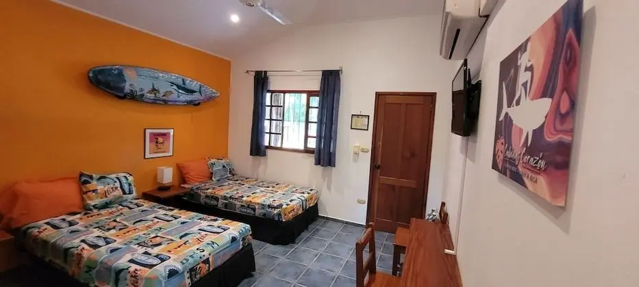 Surf's Up Studio Suite - Two Twin Beds