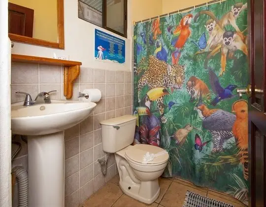 Standard Üç Kişilik Oda, Özel Banyo, Havuz Manzaralı