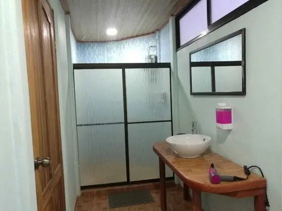 Comfort Kulübe, 1 En Büyük (King) Boy Yatak