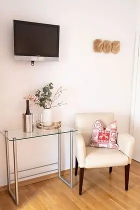 Deluxe Tek Büyük Yataklı Oda, Özel Banyo, Şehir Manzaralı (Doppelzimmer)