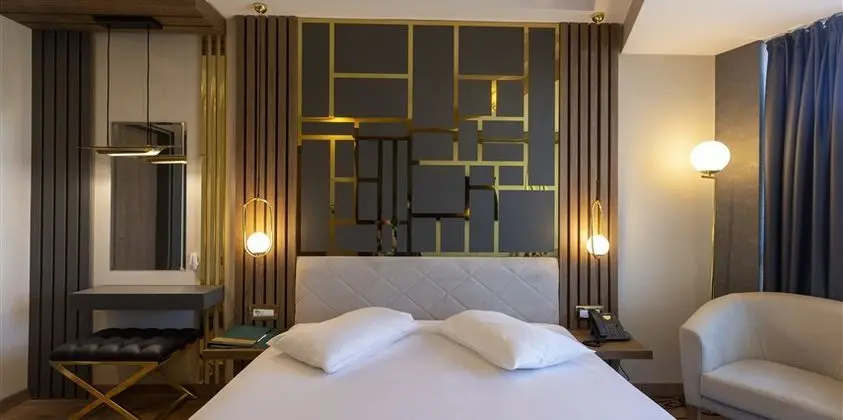 Deluxe Suite 1+1 Göl Manzaralı