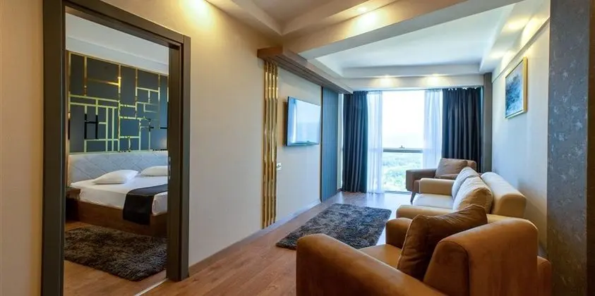 Deluxe Suite 1+1 Göl Manzaralı