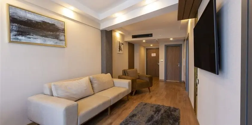 Deluxe Suite 1+1 Göl Manzaralı