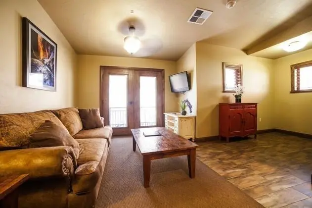 Classic Suite with Wall Bed