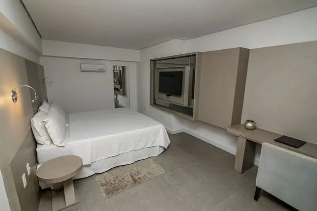 Suite Presidencial com Varanda Lateral e Jacuzzi