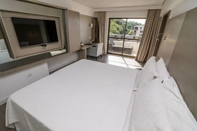 Suite Presidencial com Varanda Lateral e Jacuzzi