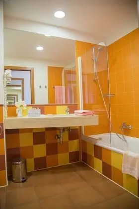 Standard Büyük Yataklı Tek Kişilik Oda